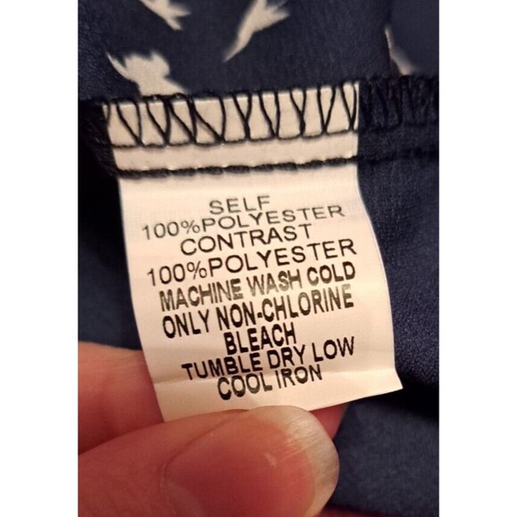 NWT Papermoon Womens Bird Print Top with Keyhole Neckline Blue Blouse Size Large - Picture 9 of 9